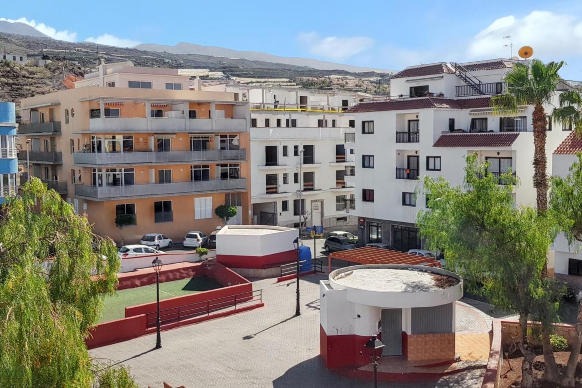 Bright Apartment In Puerto De Santiago 65 M² Terrace Exterior foto